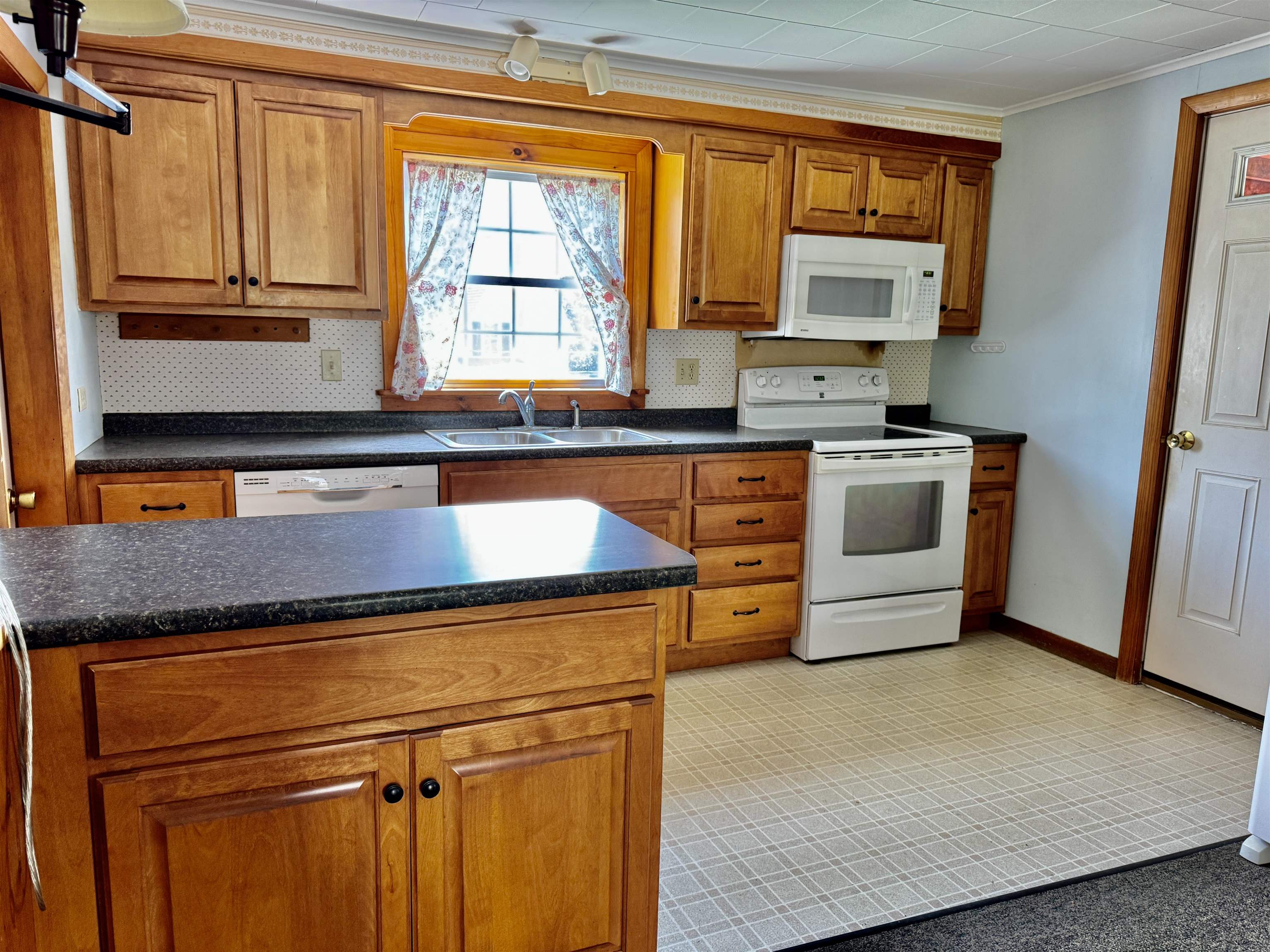 89 Church Hill Road Barre Town, VT 05654 - Photo 5 of 29