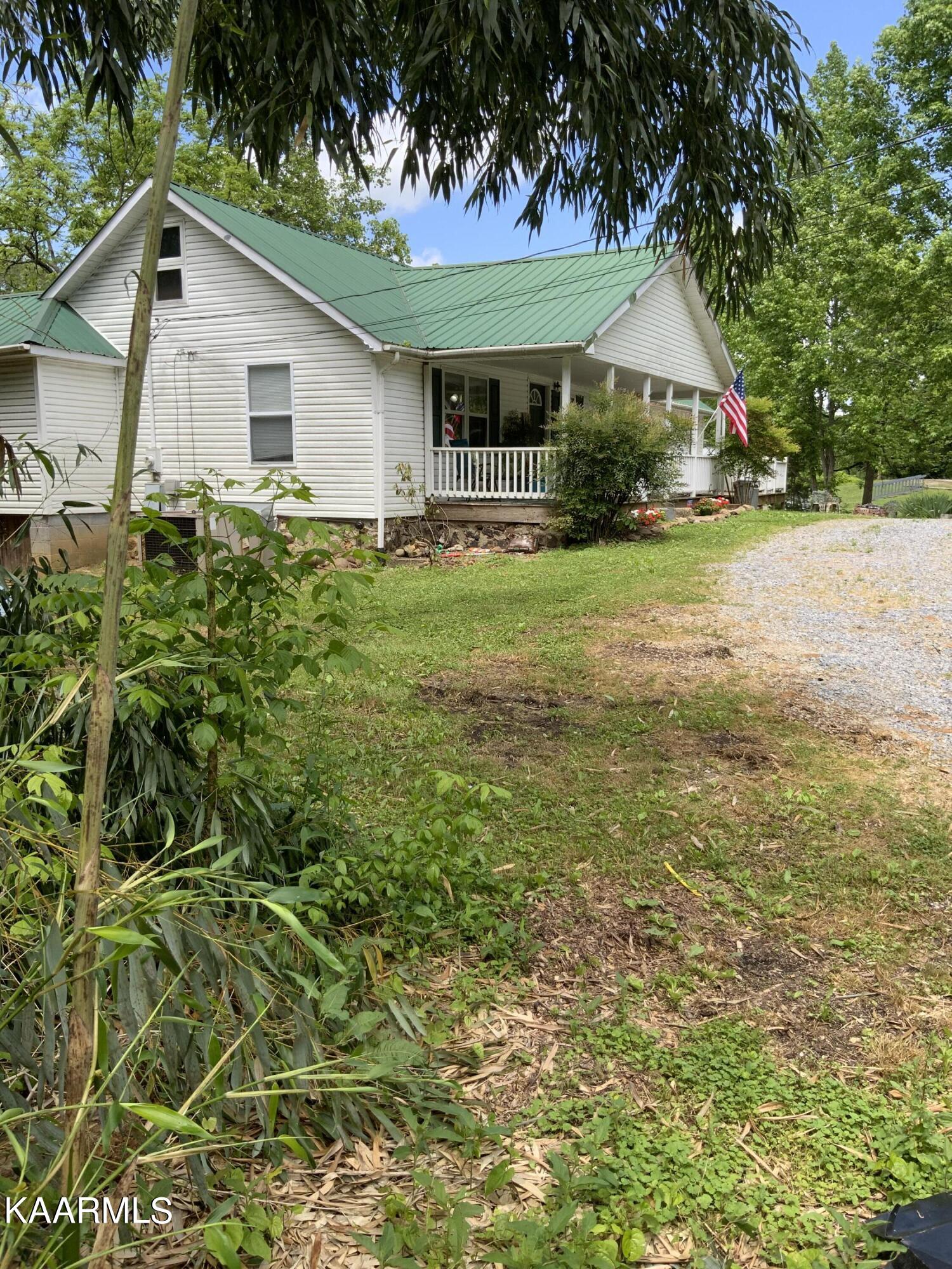 4604 Cambridge Road Walland, TN 37886 - Photo 13 of 25 282F5B19-5009-4592-9531-34D564BC45B9