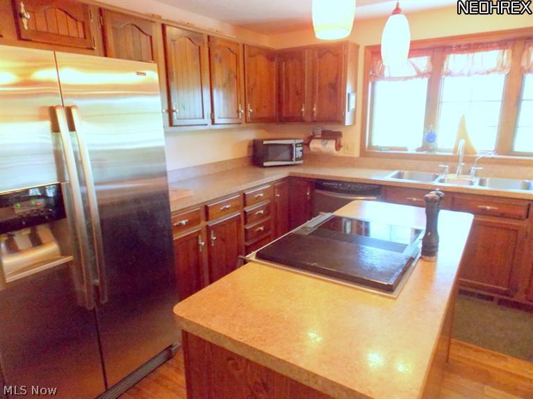 36714 Neff Road Grafton, OH 44044 - Photo 9 of 24 Gallery Image 9