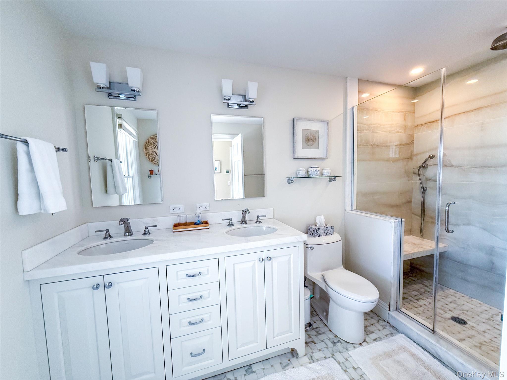 2450 Peters Neck Road Orient, NY 11957 - Photo 13 of 22 master bath