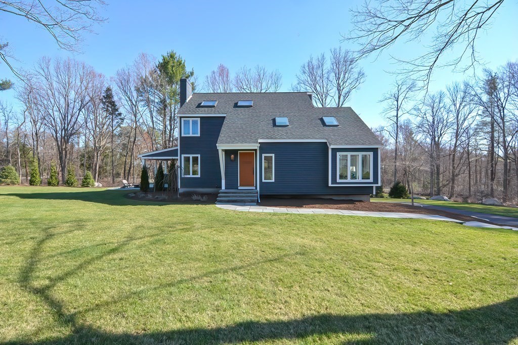 2 Dover Farm Road Medfield, MA 02052 - Photo 1 of 36 Gallery Image 1