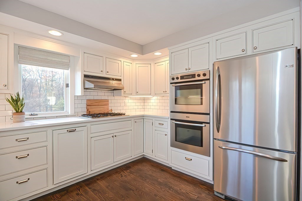 2 Dover Farm Road Medfield, MA 02052 - Photo 12 of 36 Gallery Image 12