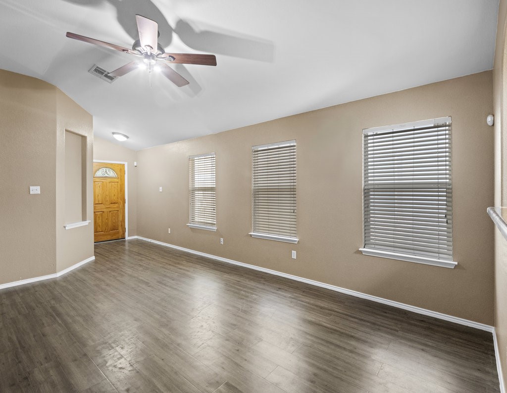 3201 Wickham Lane Austin, TX 78725 - Photo 4 of 20