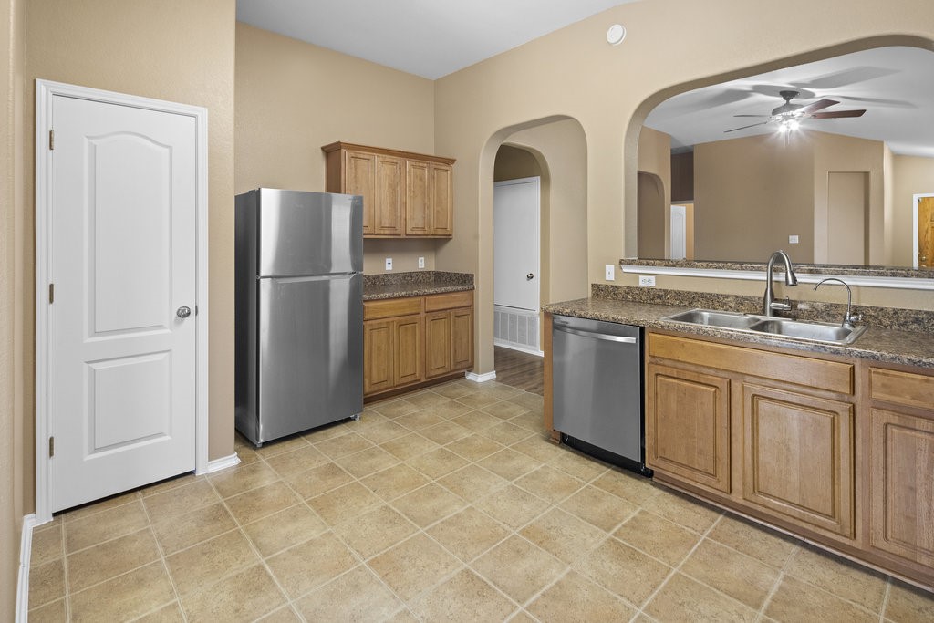 3201 Wickham Lane Austin, TX 78725 - Photo 6 of 20