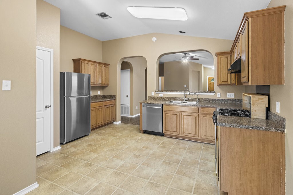 3201 Wickham Lane Austin, TX 78725 - Photo 8 of 20