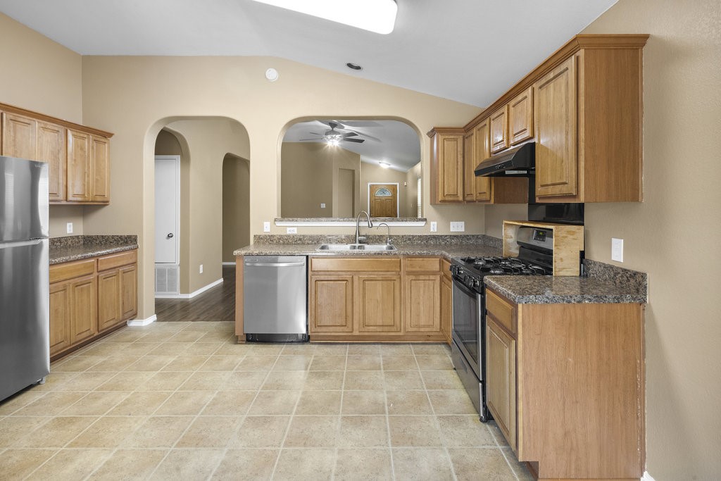 3201 Wickham Lane Austin, TX 78725 - Photo 9 of 20