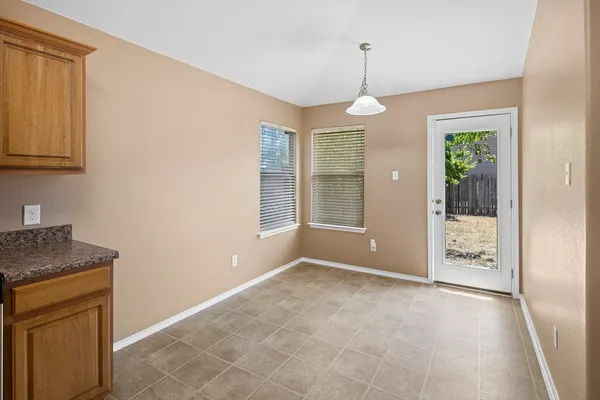 $1,900 | 3201 Wickham Lane, Austin, TX 78725