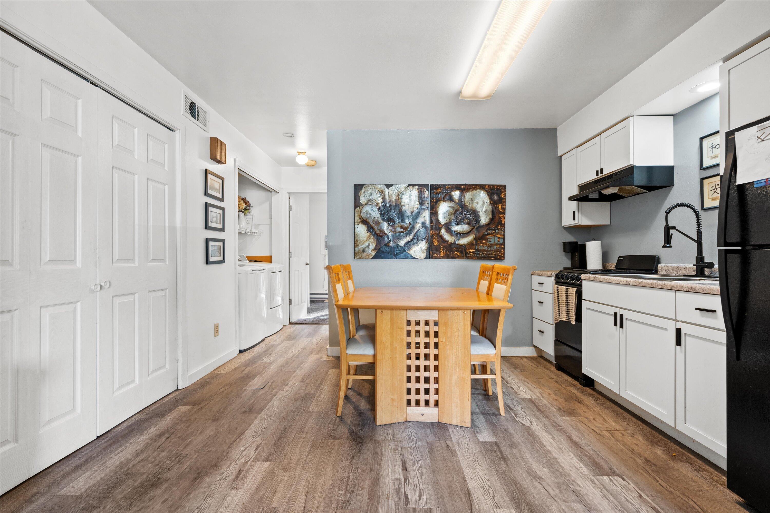 643 Meadow Lane Burlington, WI 53105 - Photo 8 of 19 14-DSC05541