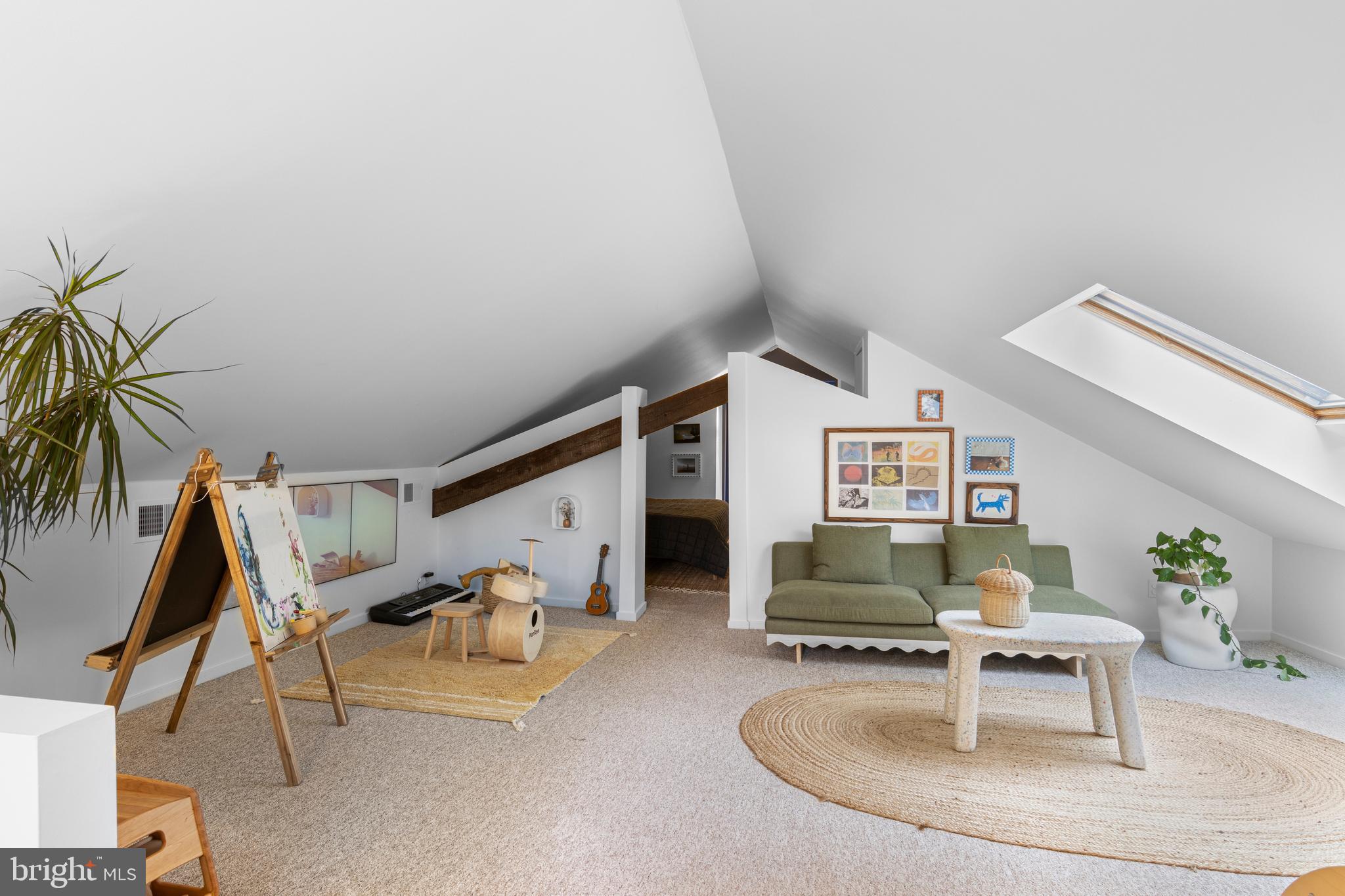 1420 Little Conestoga Road Glenmoore, PA 19343 - Photo 38 of 51 a living room with furniture and a flat screen tv
