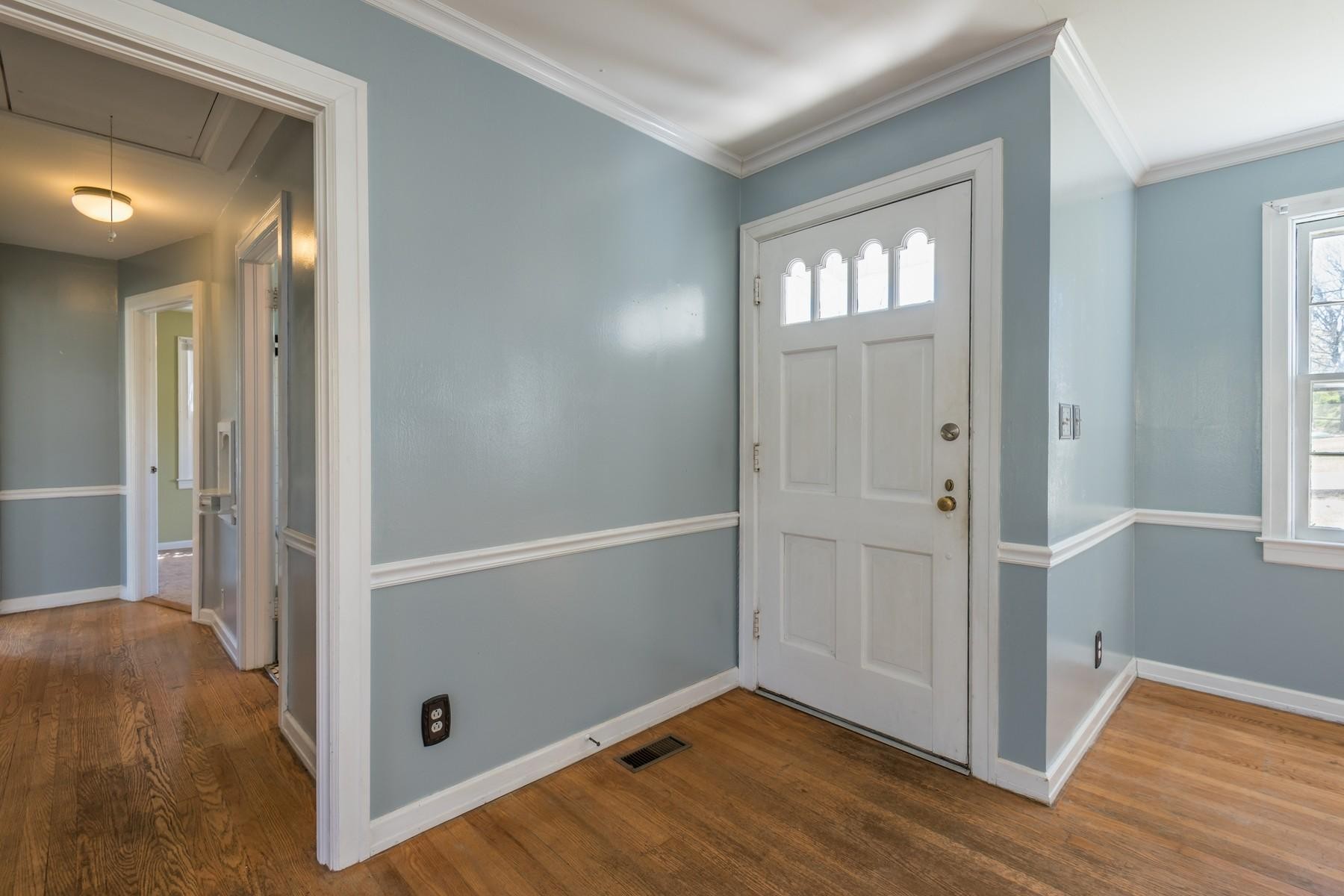 6068 Magazine Road Knoxville, TN 37920 - Photo 2 of 27 Gallery Image 2