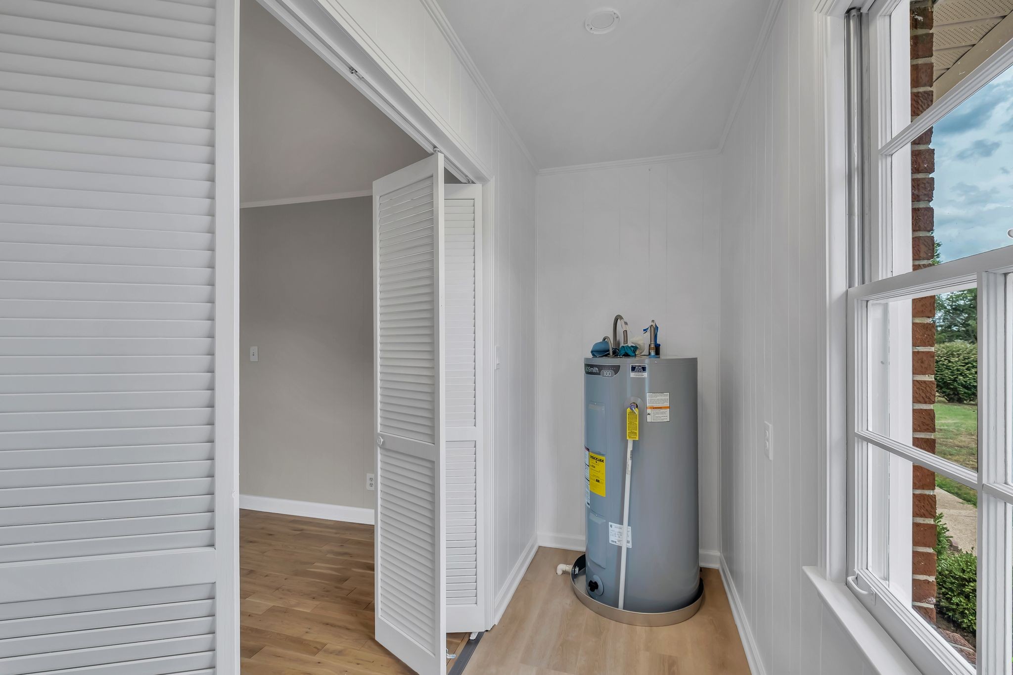 217 Stonewall Road Columbia, TN 38401 - Photo 14 of 33 Utility room with new water heater