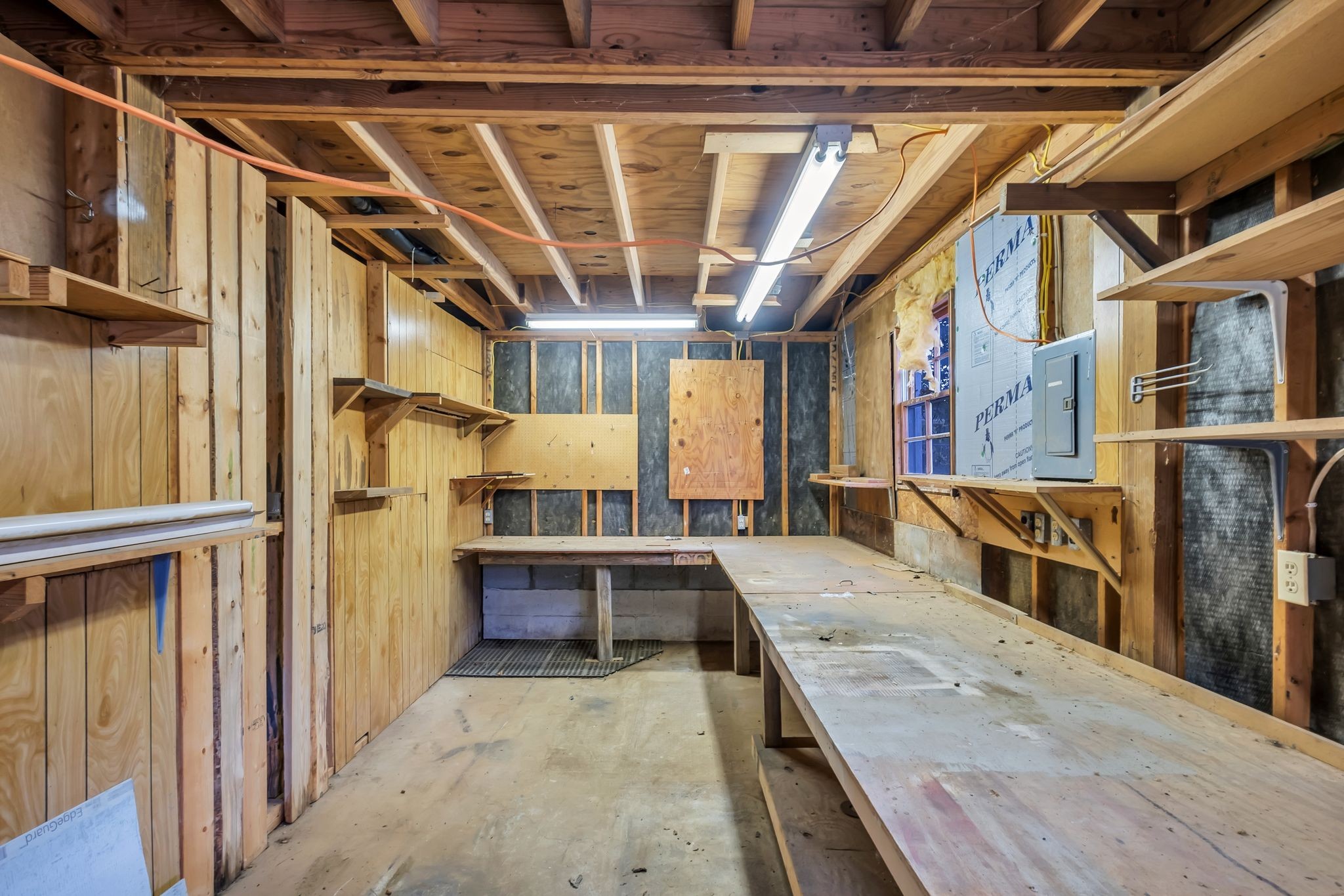 217 Stonewall Road Columbia, TN 38401 - Photo 31 of 33 Workshop with electricity and shelving