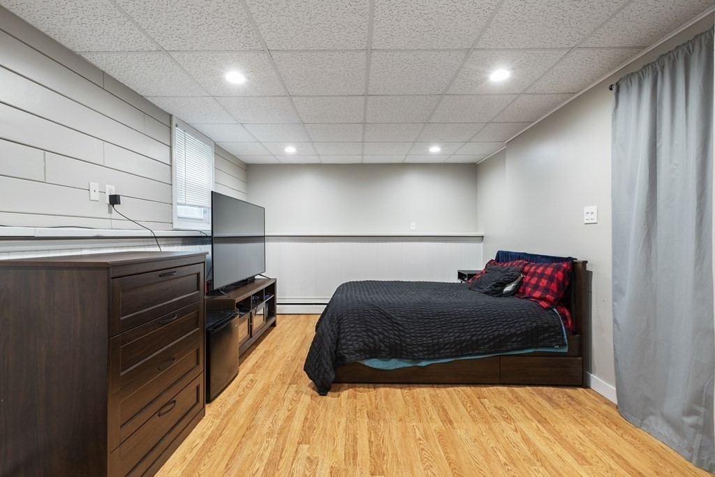 89 Richmond Road Freetown, MA 02702 - Photo 19 of 31 a room with a bed and a walk in closet