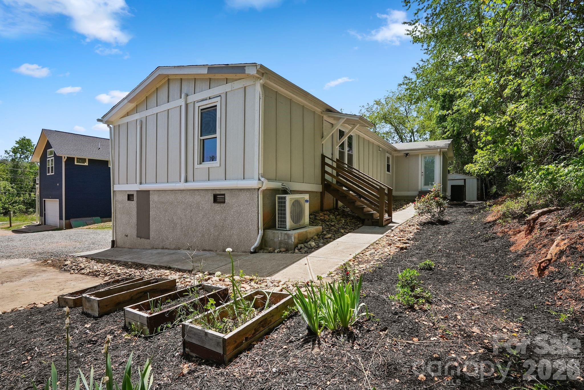 421 Emma Road Asheville, NC 28806 - Photo 31 of 38 Gallery Image 31