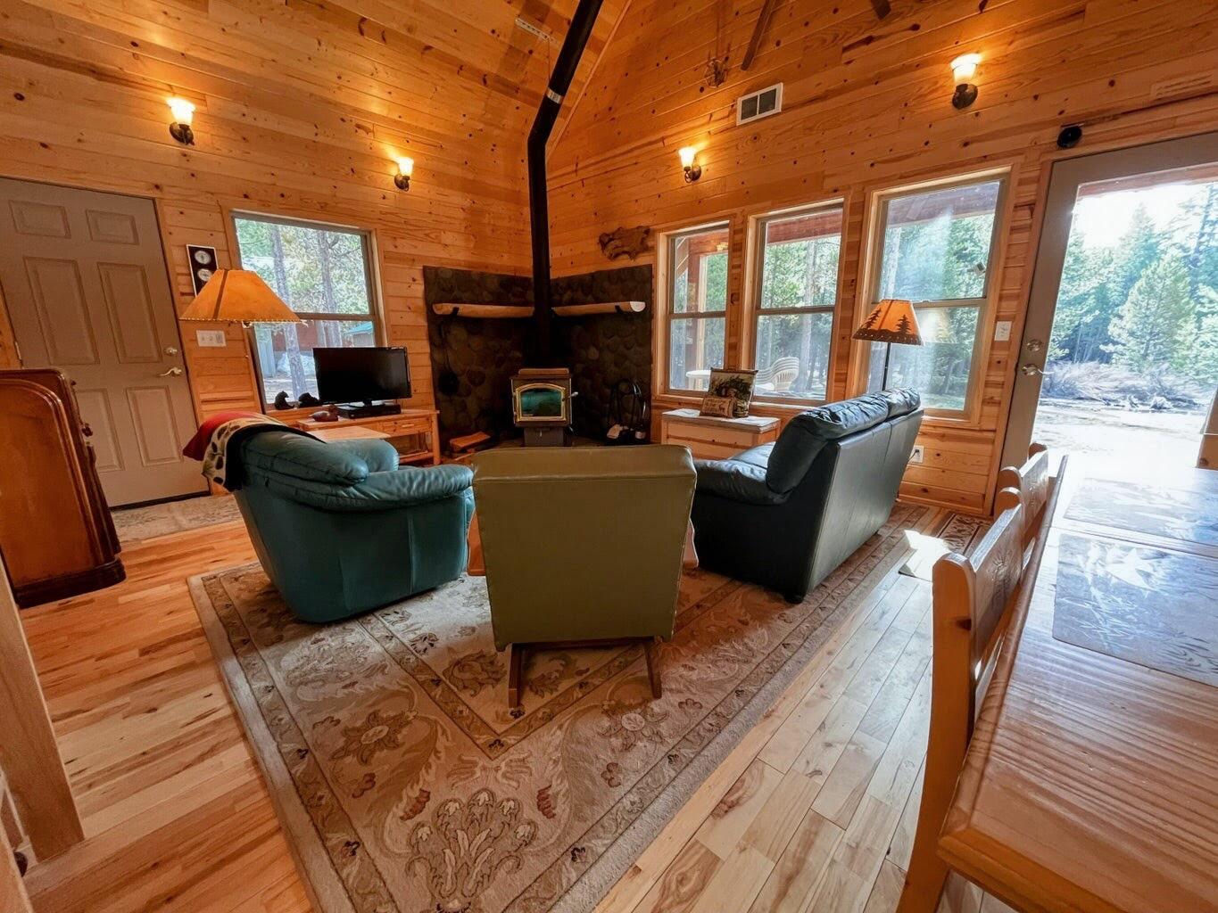 11762 Hemlock Creek Road Crescent Lake, OR 97733 - Photo 49 of 51 IMG_8130