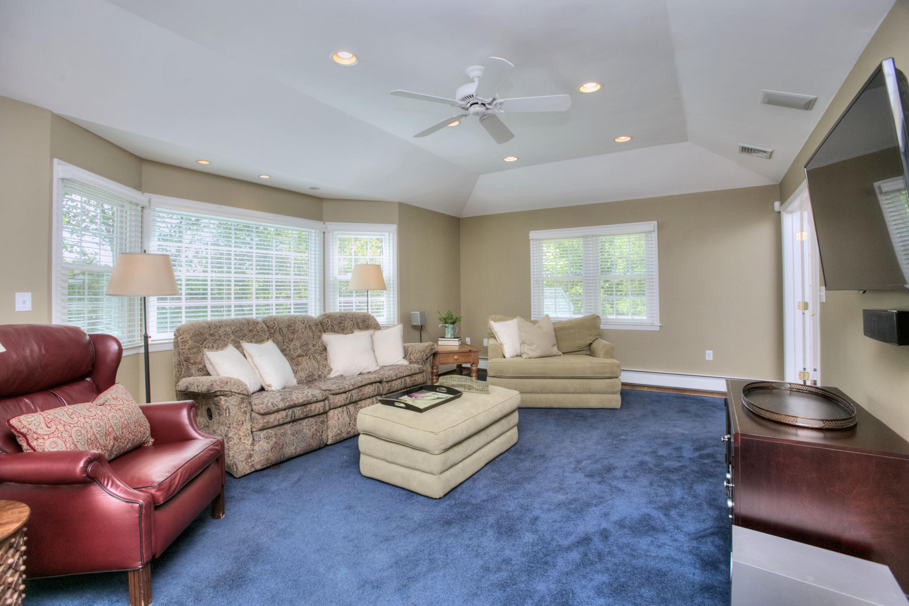 20 Hollow Tree Ridge Road Darien, CT 06820 - Photo 11 of 25 a living room with furniture and a large window
