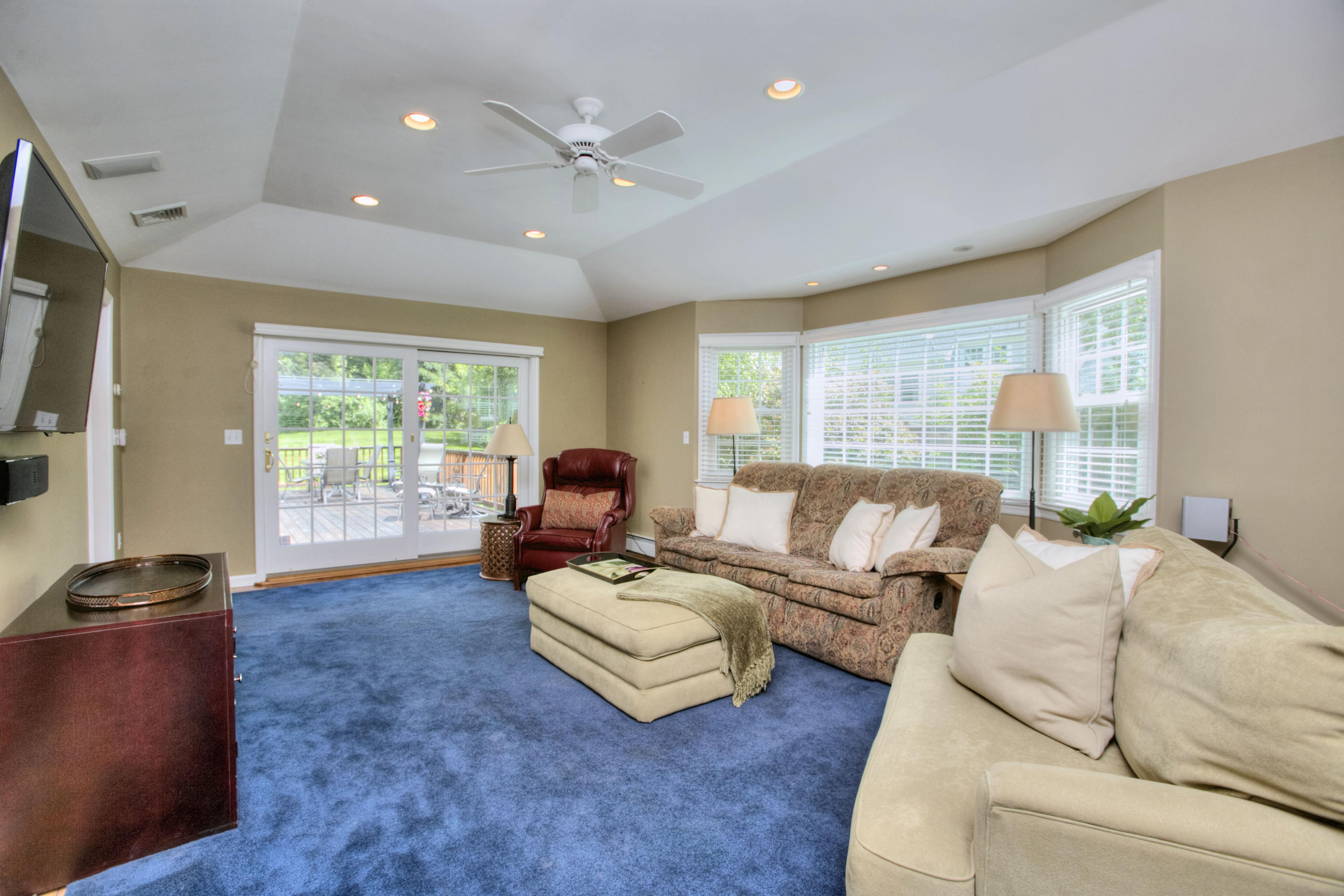20 Hollow Tree Ridge Road Darien, CT 06820 - Photo 12 of 25 a living room with furniture and a large window