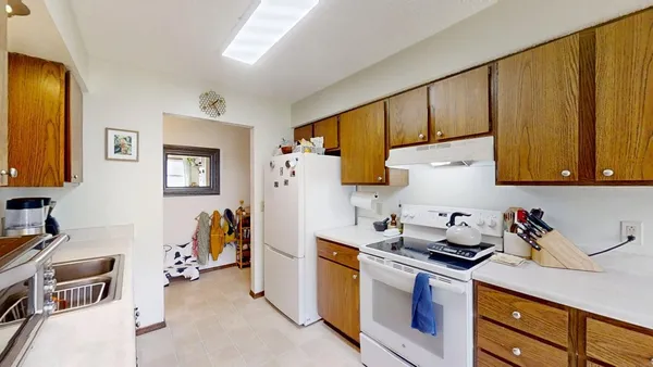 $210,000 | 1304 Greenridge Drive, Urbana, IL 61802