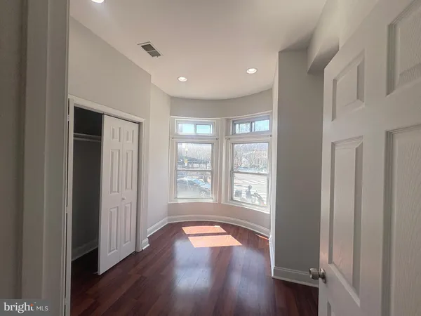 $3,600 | 543 Florida Avenue Northwest, Unit 2, Washington, DC 20001