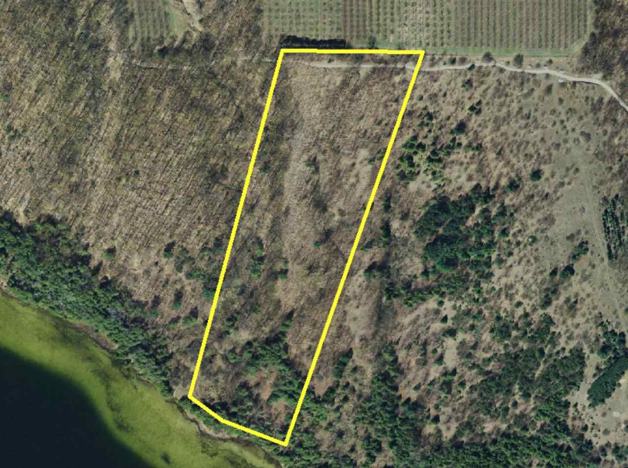 3 North Putnam Road Suttons Bay, MI 49682 - Photo 3 of 39 1838016-2.JPG