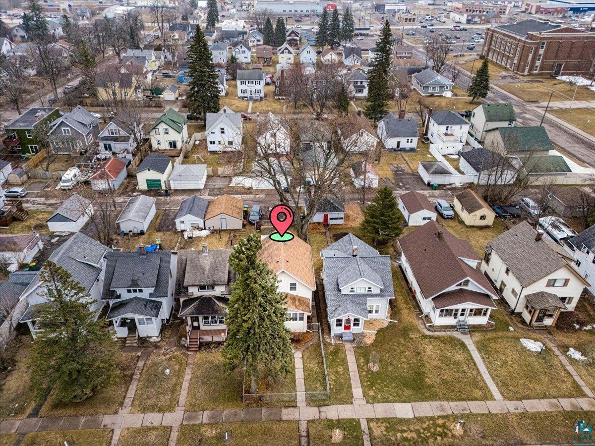 4316 West 6th Street Duluth, MN 55807 - Photo 17 of 39 Aerial view of property's location with nearby suburban area