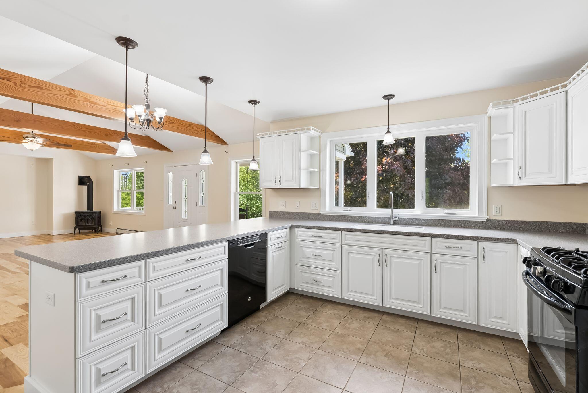 81 Swett Road Windham, ME 04062 - Photo 10 of 60 DSC01722