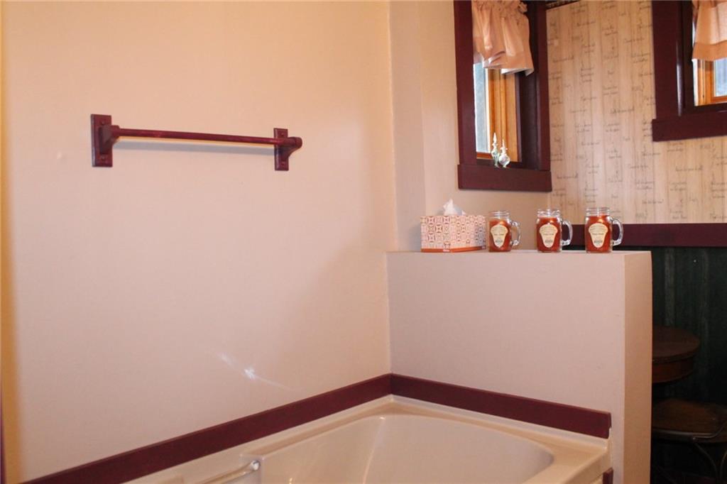 2036 Country Club Road Nashville, IN 47448 - Photo 12 of 25 Gallery Image 12
