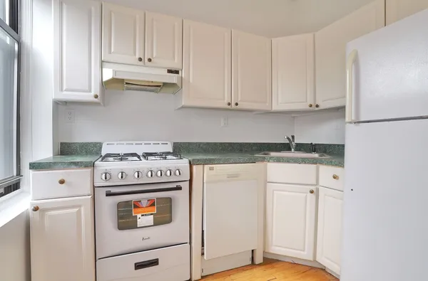 $3,700 | 912 Washington Street, Unit 2, Hoboken, NJ 07030