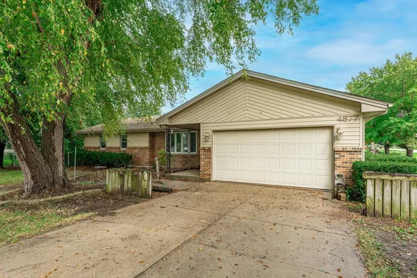 $225,000 | 4877 Raymond Drive, Belvidere, IL 61008