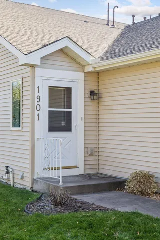 $350,000 | 1901 Westridge Circle, Stillwater, MN 55082