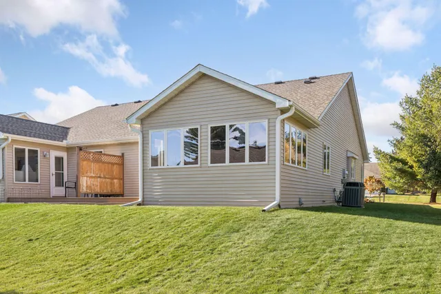 $350,000 | 1901 Westridge Circle, Stillwater, MN 55082