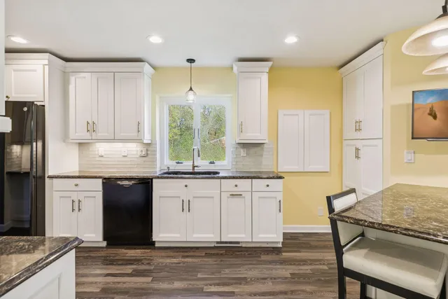 $350,000 | 1901 Westridge Circle, Stillwater, MN 55082