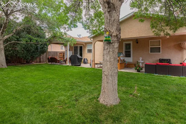 $404,900 | 4 Stoneacre Court, Pueblo, CO 81005