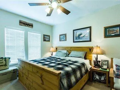 $3,100 | 1817 Thomas Place, Fort Worth, TX 76107