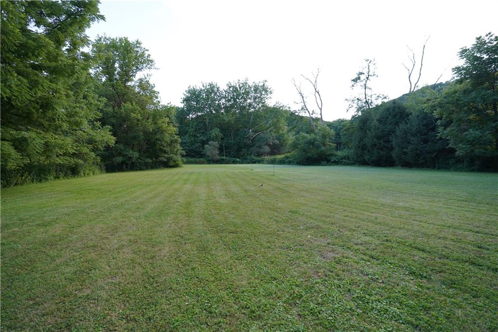 160 Coketown Road Coraopolis, PA 15108 - Photo 8 of 25 Gallery Image 8