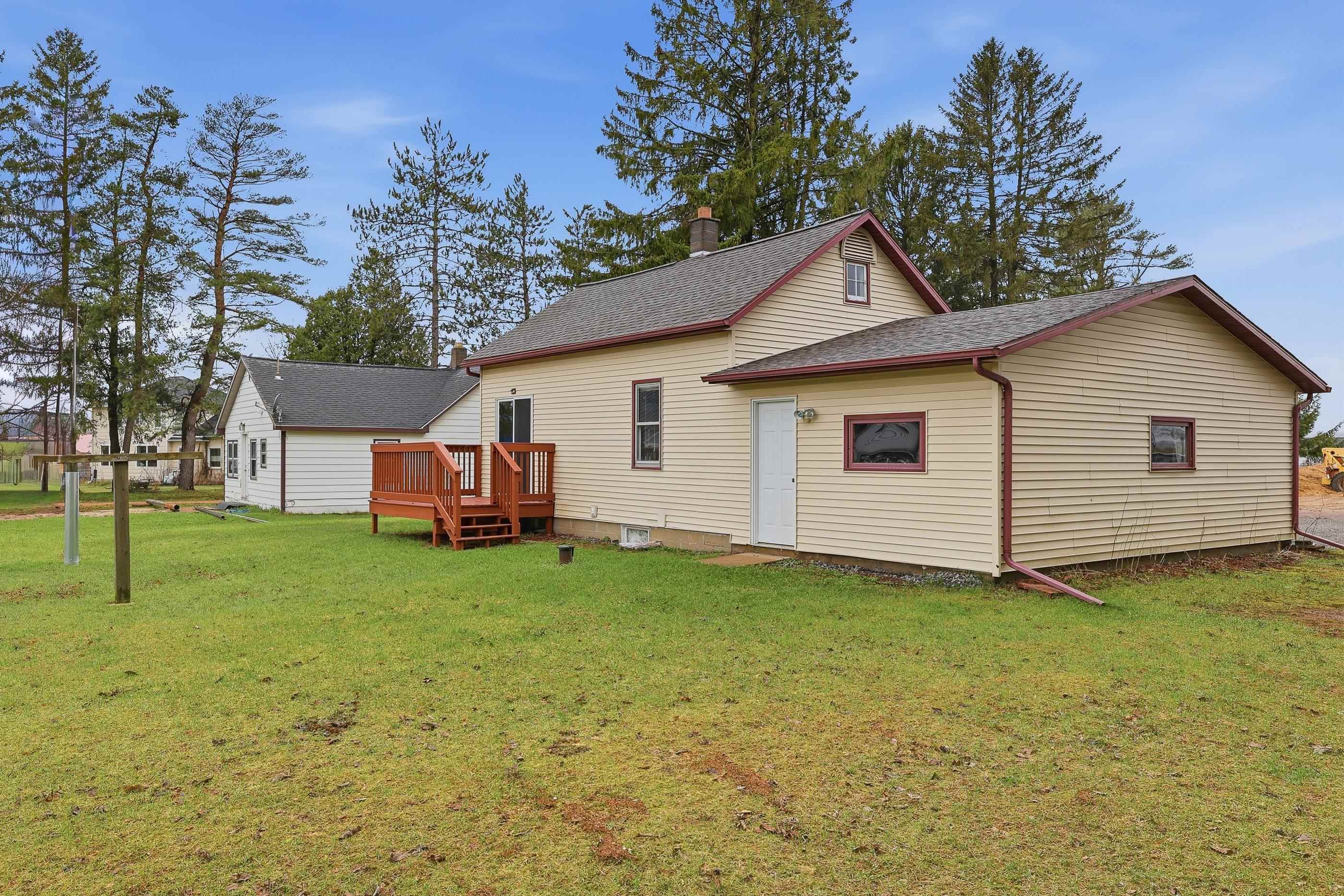 331 2nd Street Rosholt, WI 54473 - Photo 25 of 28