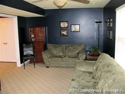 5513 Raintree Ridge Jeffersonville, IN 47130 - Photo 21 of 31 Gallery Image 21