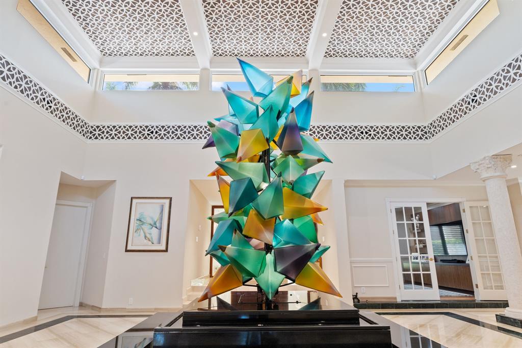 14641 Mustang Trail Southwest Ranches, FL 33330 - Photo 19 of 94 a vase of flowers sitting on a table