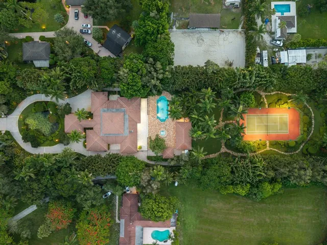 $3,999,900 | 14641 Mustang Trail, Southwest Ranches, FL 33330