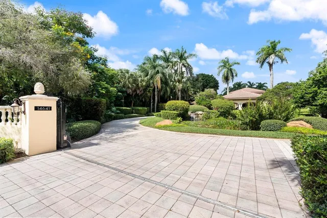 $3,999,900 | 14641 Mustang Trail, Southwest Ranches, FL 33330
