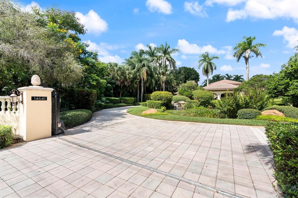 14641 Mustang Trail Southwest Ranches, FL 33330 - Photo 7 of 94 ENTARNCE