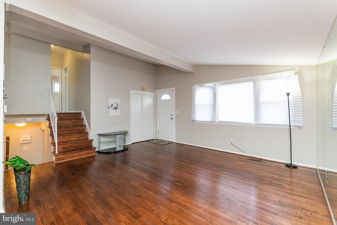 3812 Kilburn Road Randallstown, MD 21133 - Photo 7 of 36