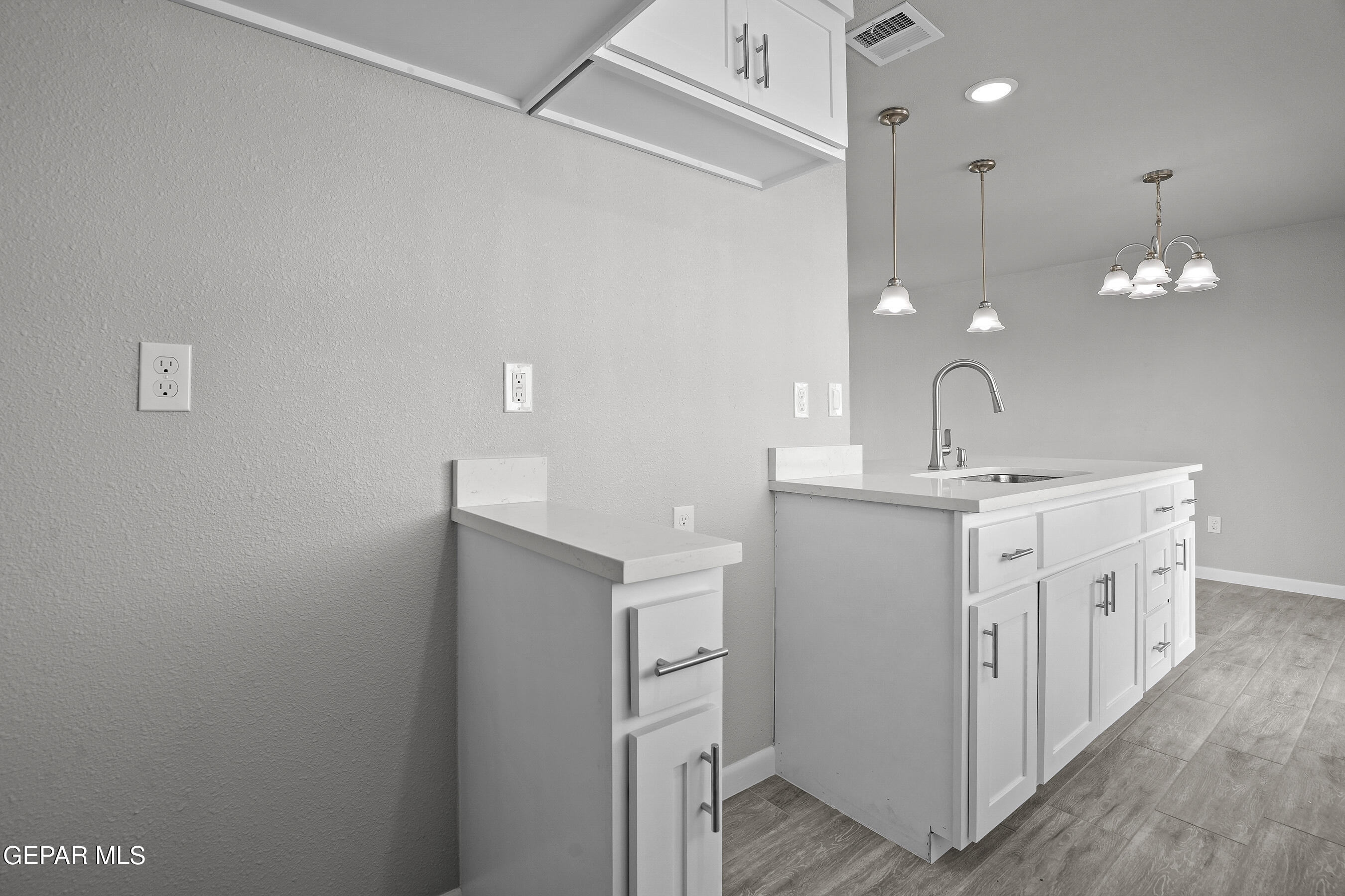1014 Marlow Road El Paso, TX 79905 - Photo 8 of 26 JOL08884