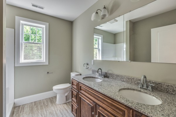 148 R Marlborough Road Salem, MA 01970 - Photo 16 of 27 Gallery Image 16