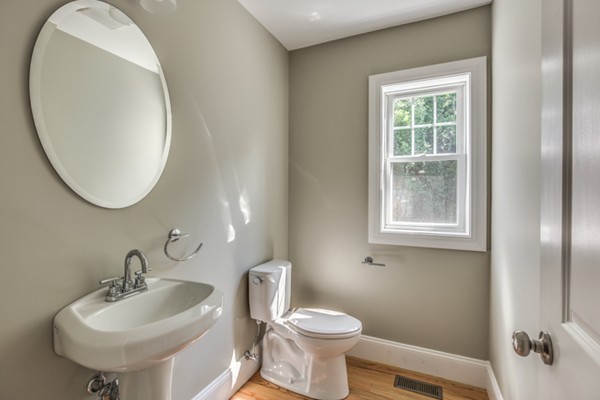 148 R Marlborough Road Salem, MA 01970 - Photo 21 of 27 Gallery Image 21