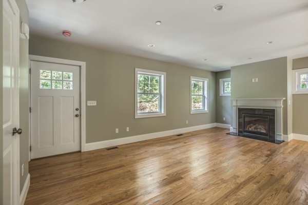 148 R Marlborough Road Salem, MA 01970 - Photo 9 of 27 Gallery Image 9