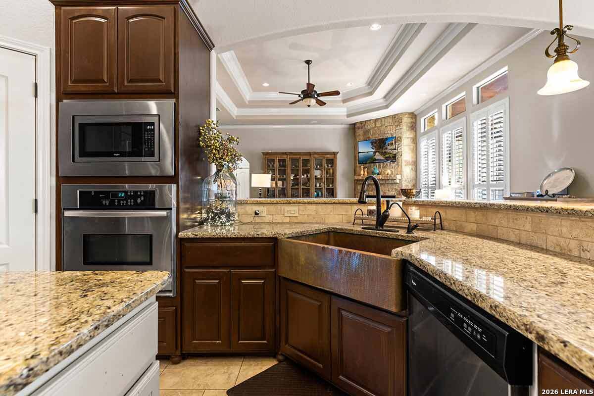 148 Copper Ridge Drive La Vernia, TX 78121 - Photo 18 of 42