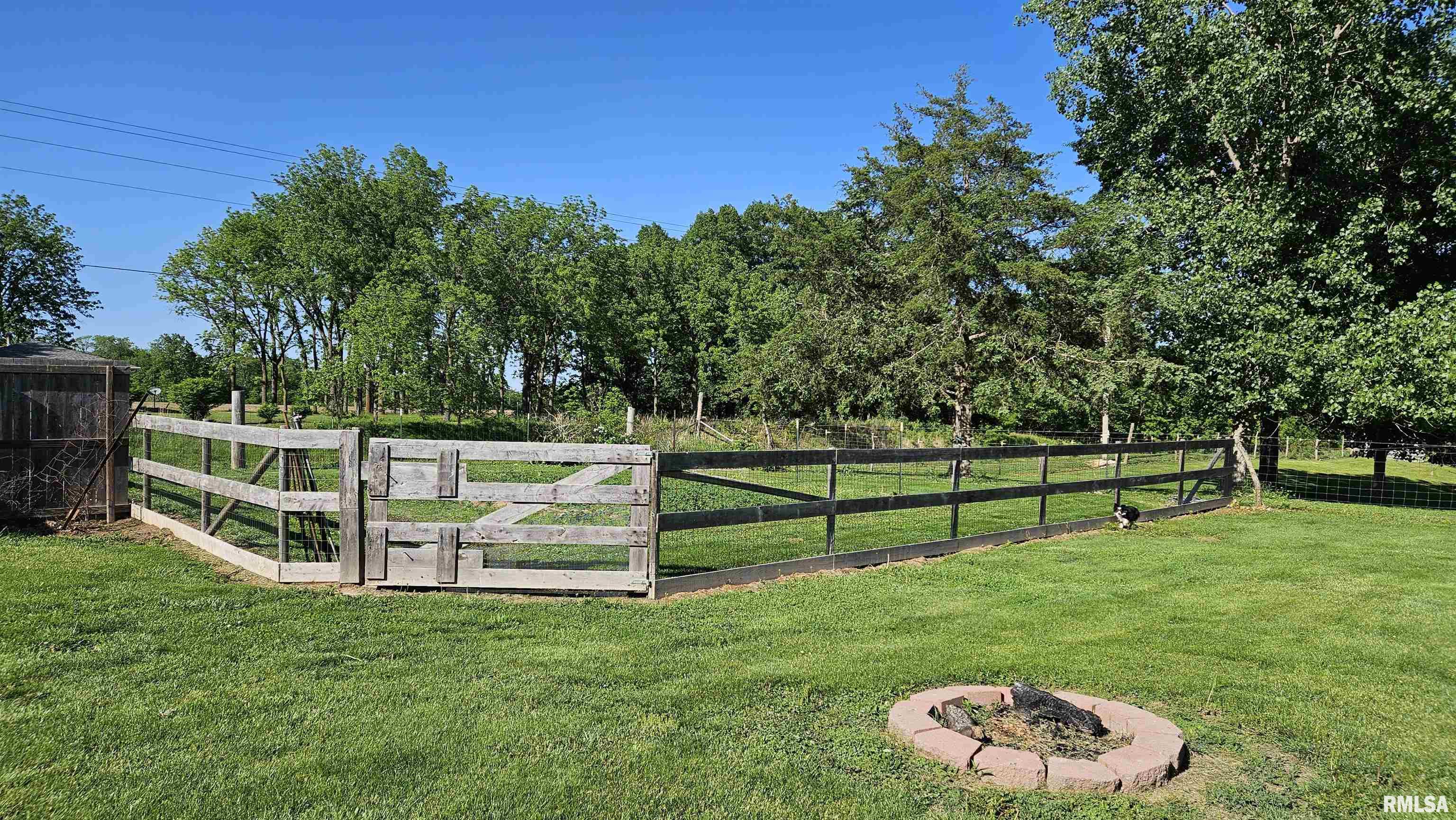 25721 North Dogpatch Road Ellisville, IL 61431 - Photo 16 of 52
