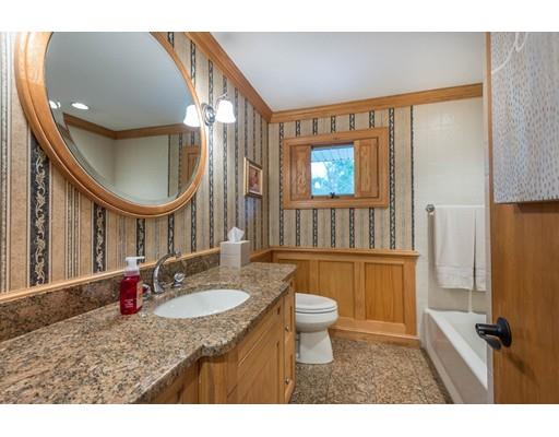 34 Evergreen Road Stoneham, MA 02180 - Photo 25 of 29 Gallery Image 25