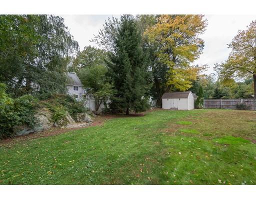 34 Evergreen Road Stoneham, MA 02180 - Photo 5 of 29 Gallery Image 5